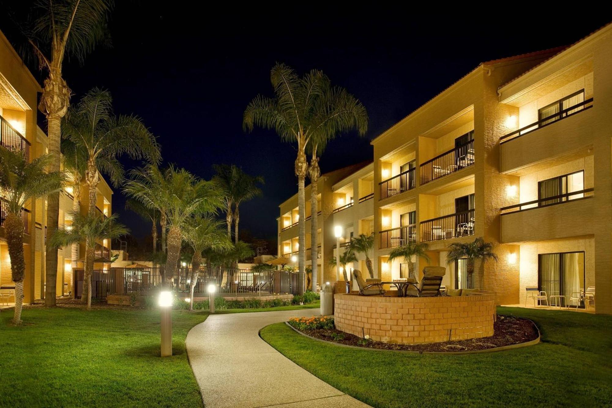 Courtyard By Marriott San Diego Sorrento Valley Zewnętrze zdjęcie