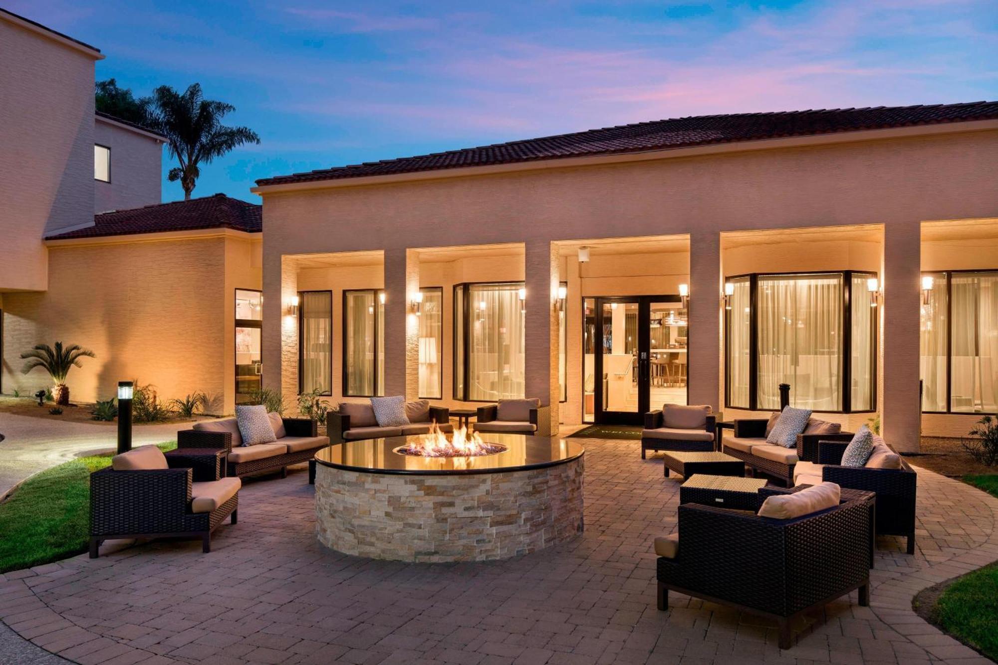 Courtyard By Marriott San Diego Sorrento Valley Zewnętrze zdjęcie