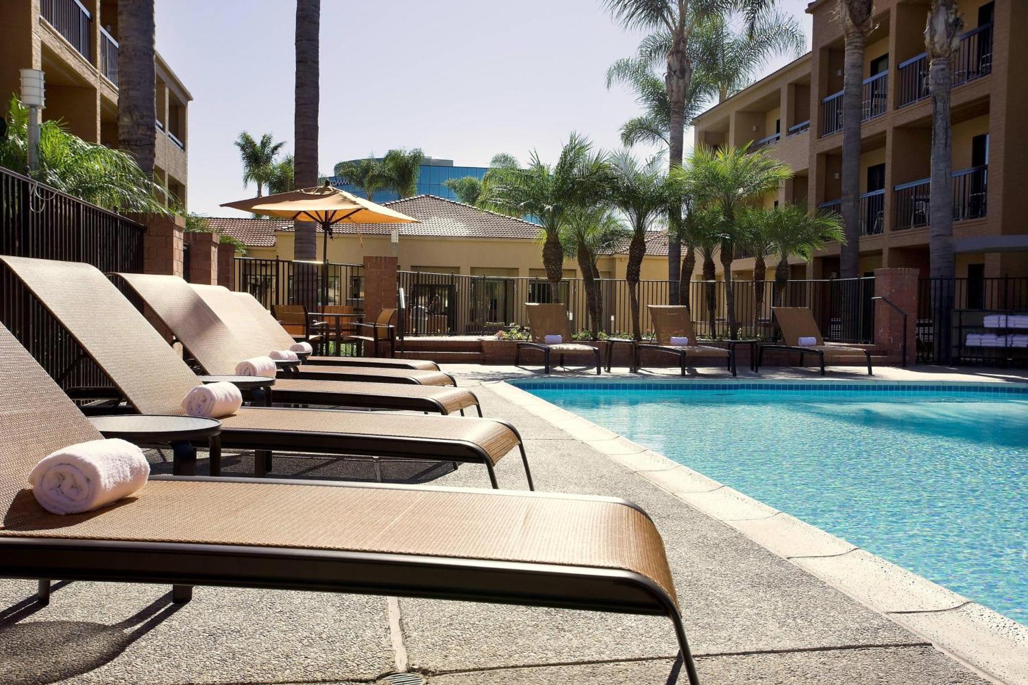 Courtyard By Marriott San Diego Sorrento Valley Zewnętrze zdjęcie