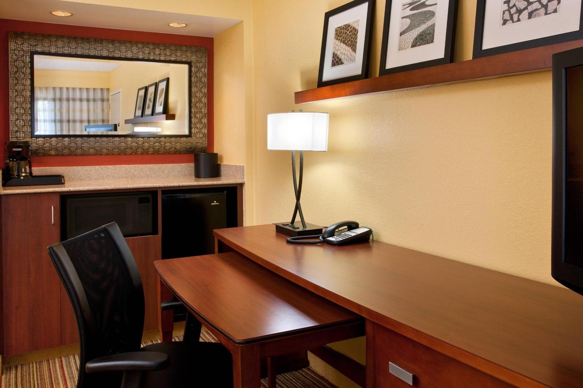 Courtyard By Marriott San Diego Sorrento Valley Zewnętrze zdjęcie